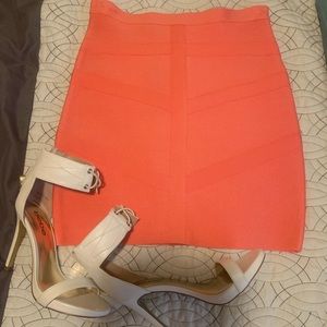 NWT Bebe mirrored trim bangage skirt, coral pink